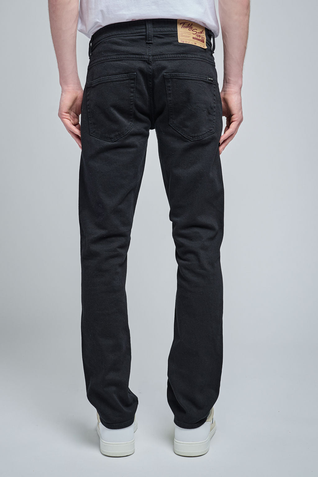 Jean droit REG L32 NOIR - 2