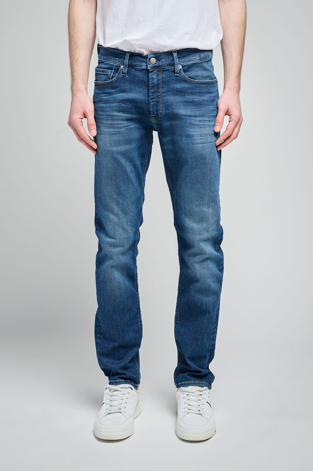 Jean regular slim ROCK DUAL MOVE L32 OLD/ENCRE - 1
